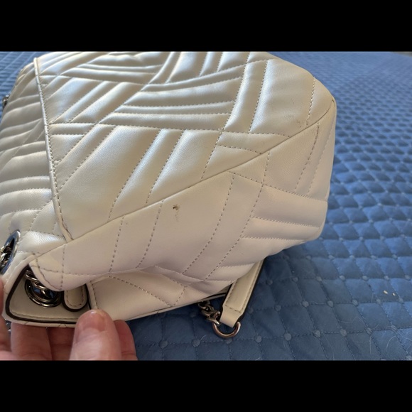 SALE Michael Kors Peyton handbag - Picture 4 of 7